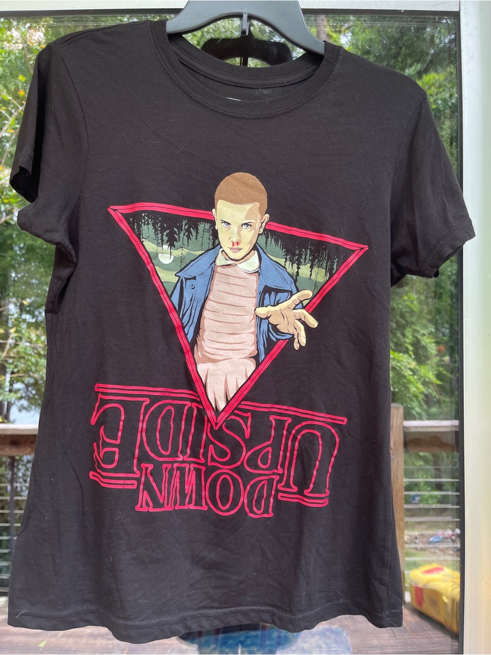 Stranger Things Eleven 'Upside Down’ Graphic Tee - Black